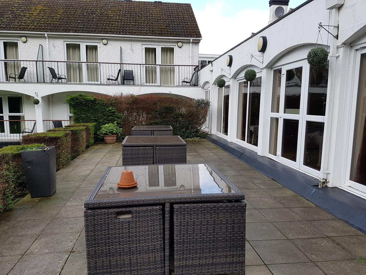 Buckatree Hall Hotel Telford Exterior foto